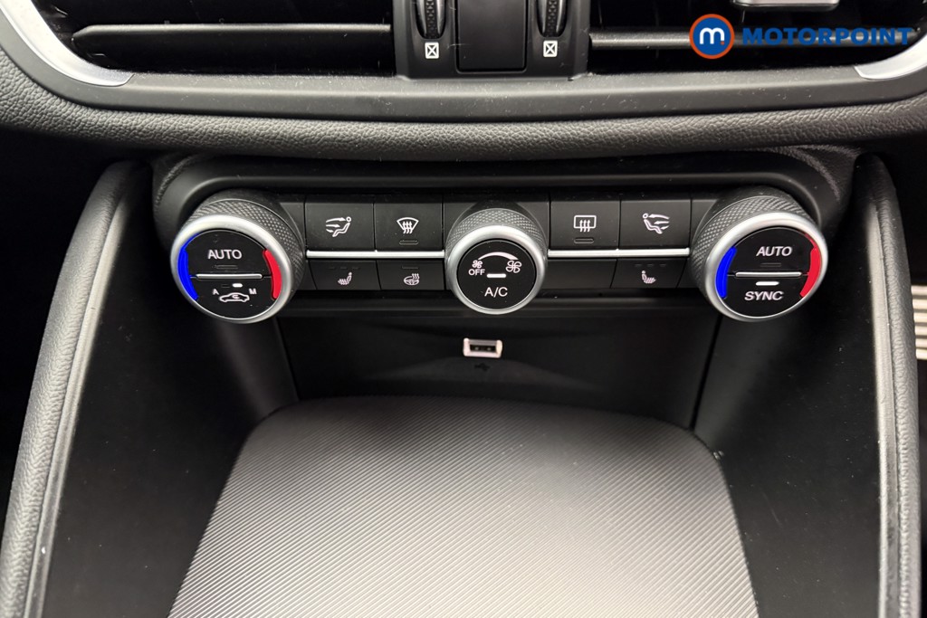 Used Alfa Romeo Giulia for sale - 77187229: Photo 20