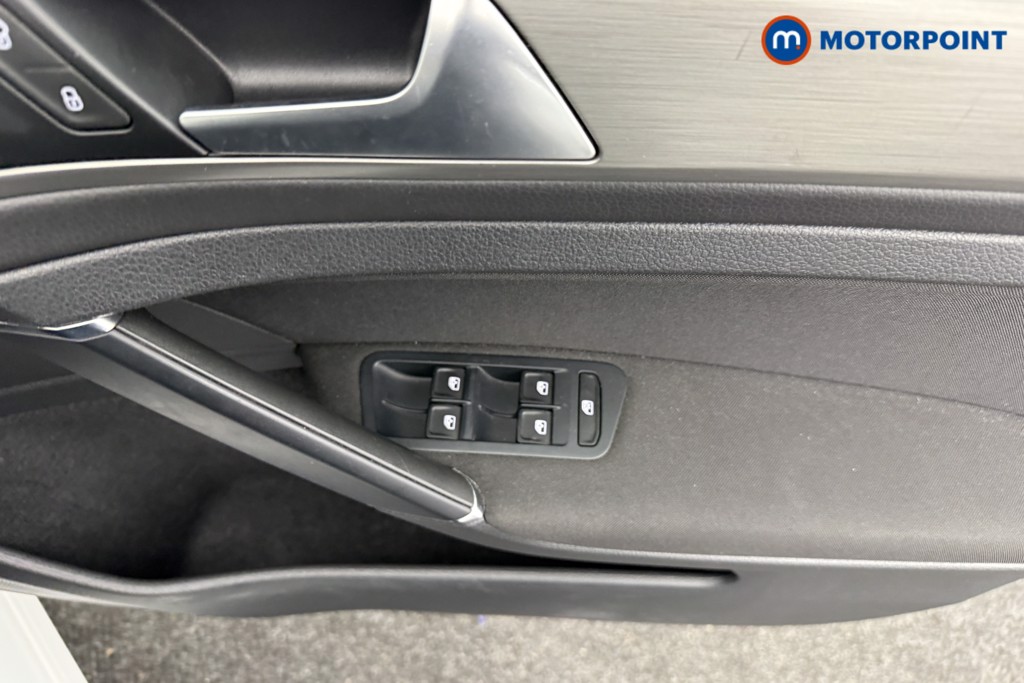 Used Volkswagen Golf 2016 for sale - 76577628: Photo 18