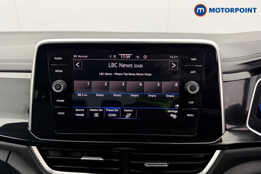 Used Volkswagen T-Roc 2023 for sale - 77061155: Photo 14