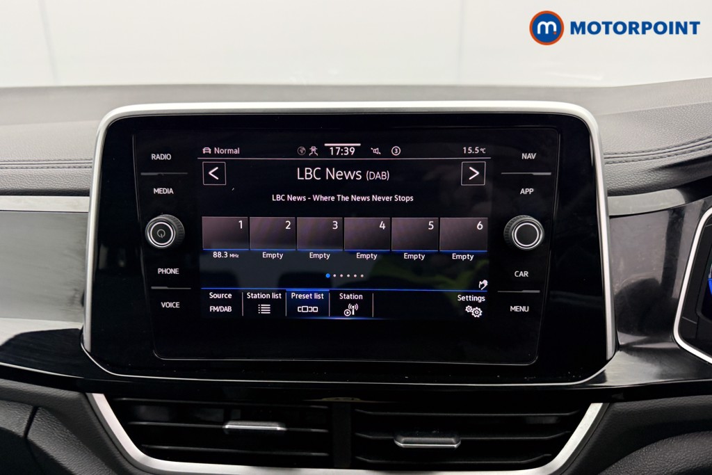 Used Volkswagen T-Roc 2023 for sale - 77061155: Photo 15