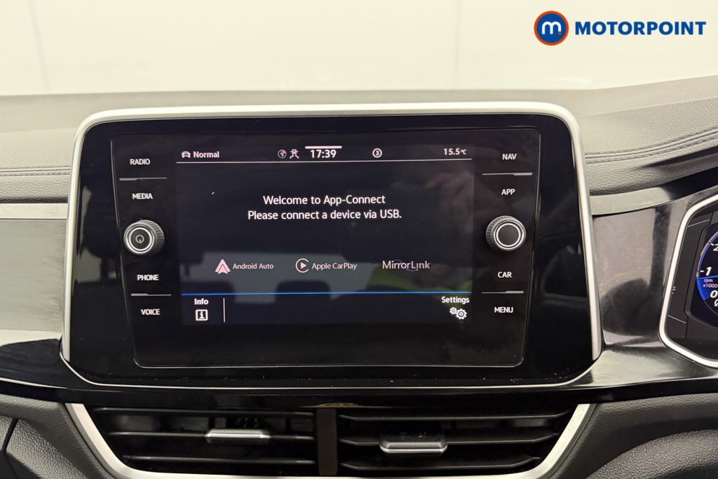 Used Volkswagen T-Roc 2023 for sale - 77061155: Photo 19