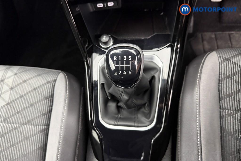 Used Volkswagen T-Roc 2023 for sale - 77061155: Photo 22