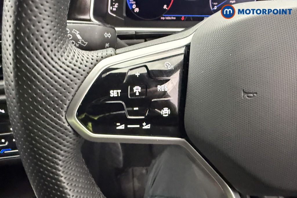 Used Volkswagen T-Roc 2023 for sale - 77061155: Photo 23