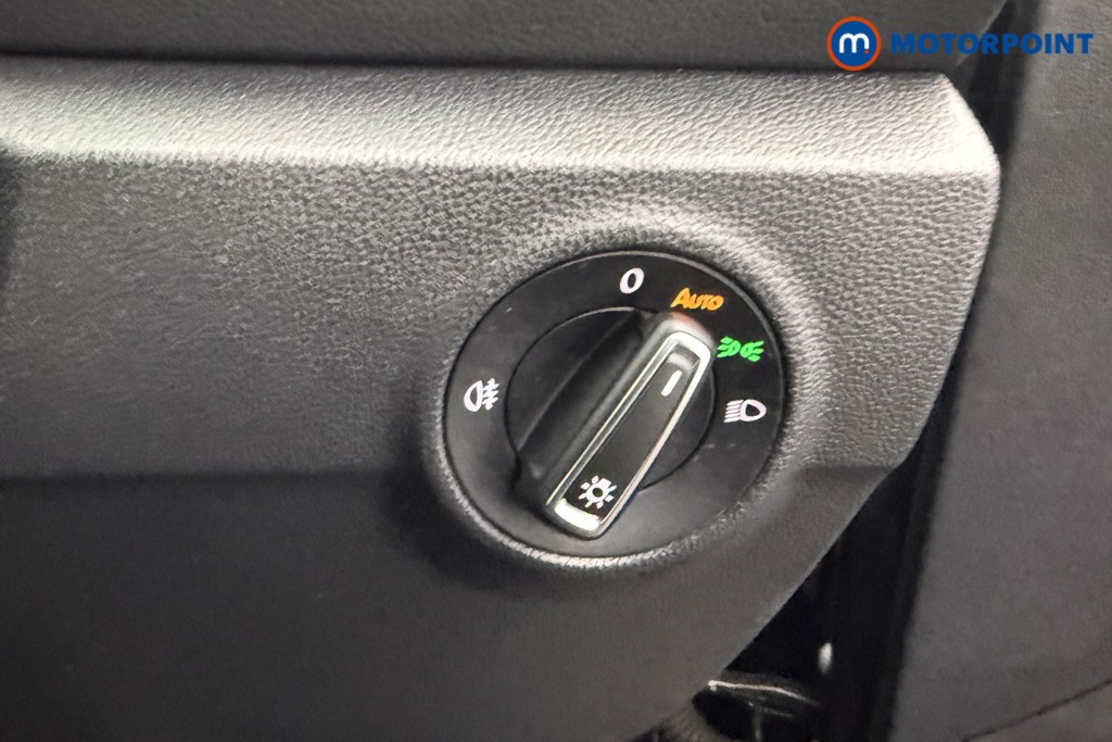 Used Volkswagen T-Roc 2023 for sale - 77061155: Photo 25