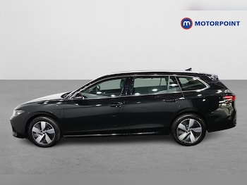 Used Volkswagen Passat 2025 for sale - 78949044: Photo