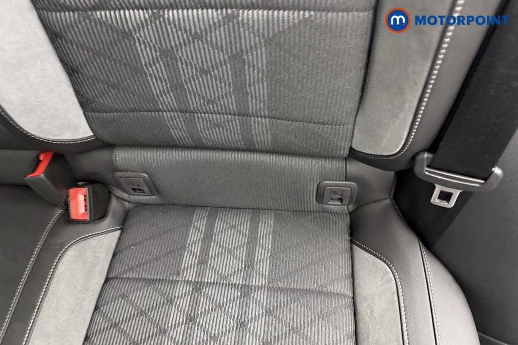 Used Volkswagen T-Roc 2025 for sale - 77312834: Photo 32