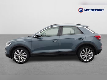 Used Volkswagen T-Roc 2023 for sale - 75496312: Photo