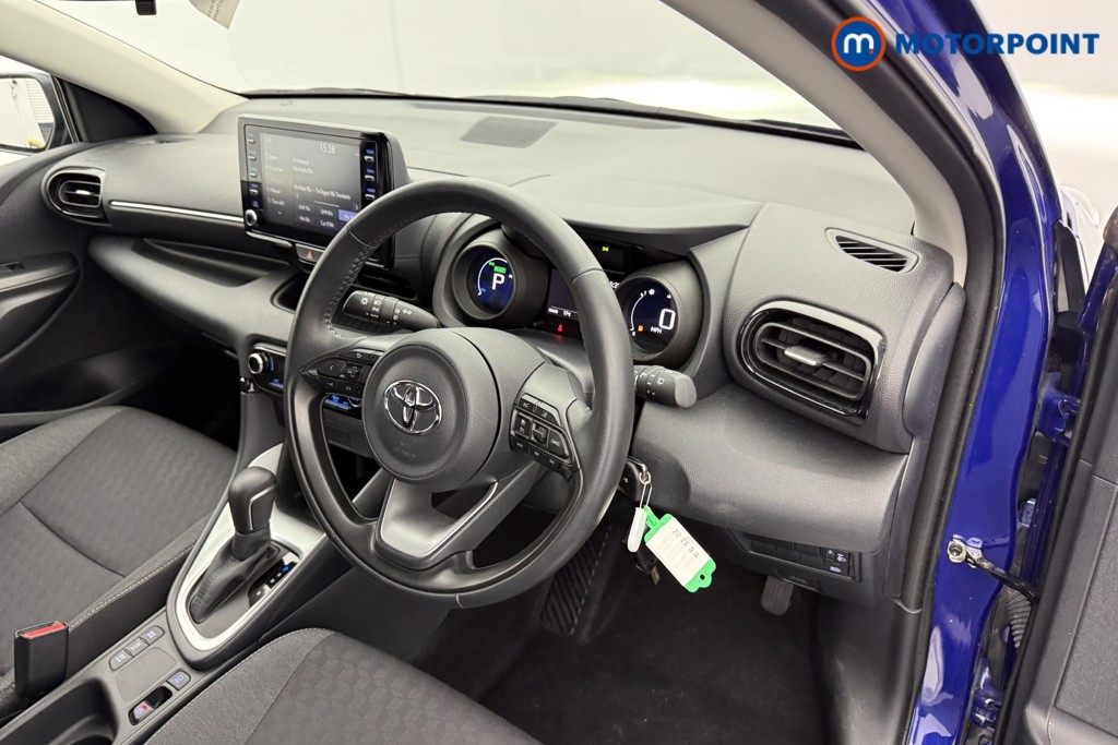 Used Toyota Yaris 2022 for sale - 76762752: Photo 11