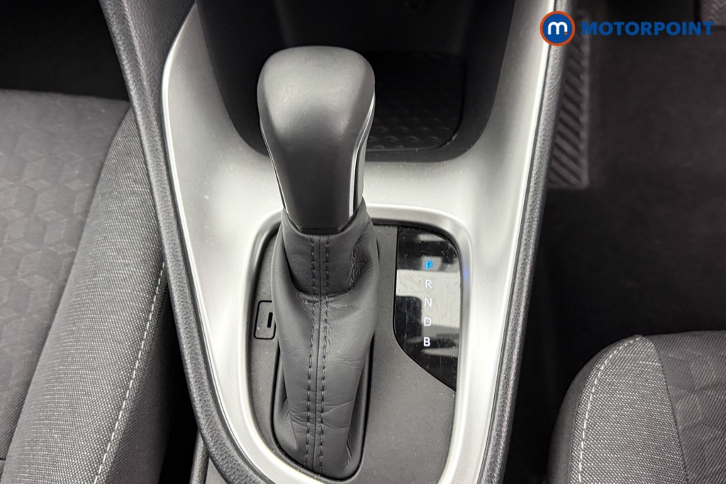 Used Toyota Yaris 2022 for sale - 76762752: Photo 18