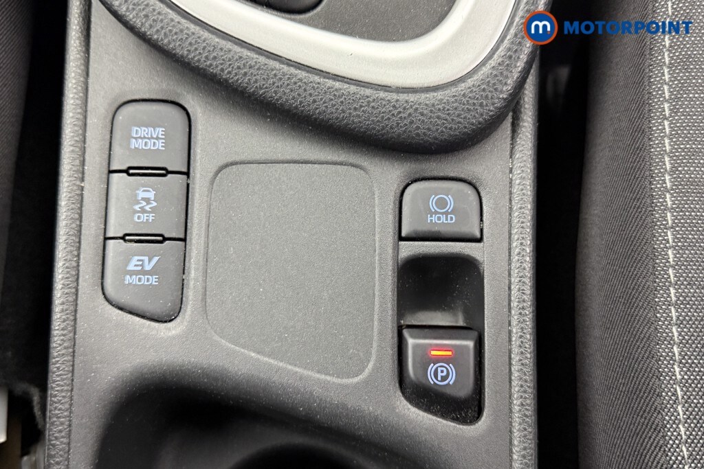 Used Toyota Yaris 2022 for sale - 76762752: Photo 19