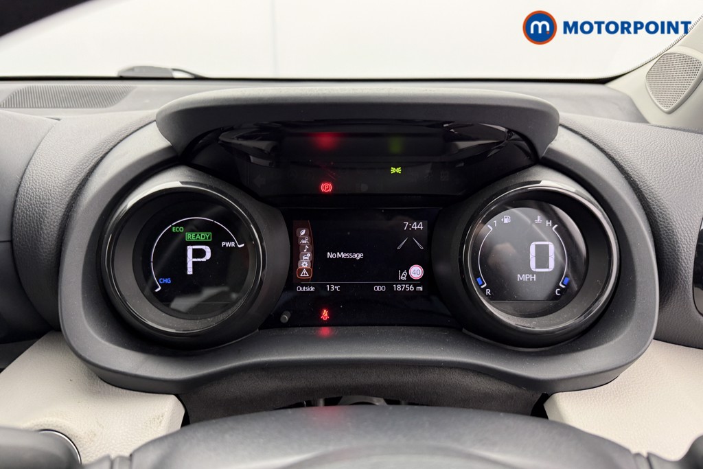 Used Toyota Yaris 2021 for sale - 76076921: Photo 12