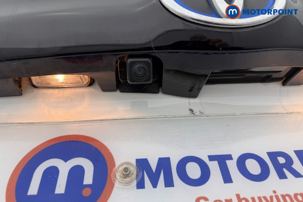 Used Toyota Yaris 2021 for sale - 76076921: Photo 26