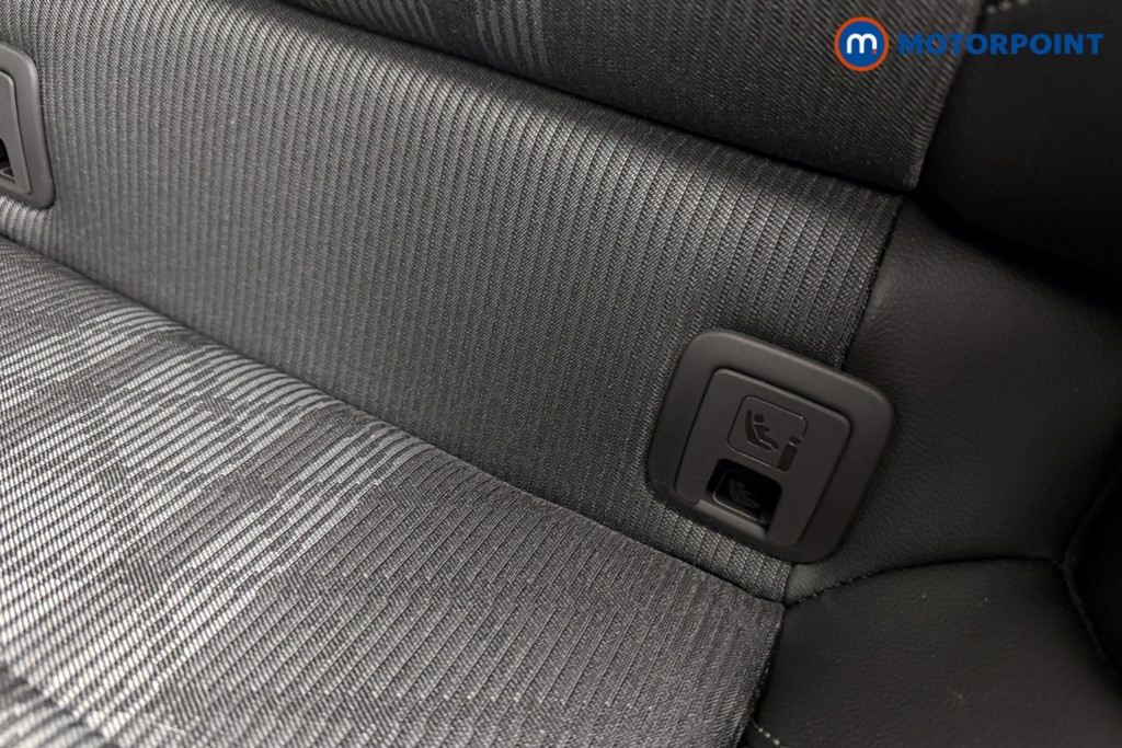 Used Volkswagen T-Roc 2025 for sale - 77158693: Photo 32