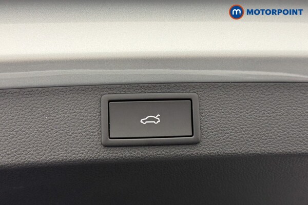Used Skoda Karoq 2025 for sale - 76076875: Photo 32