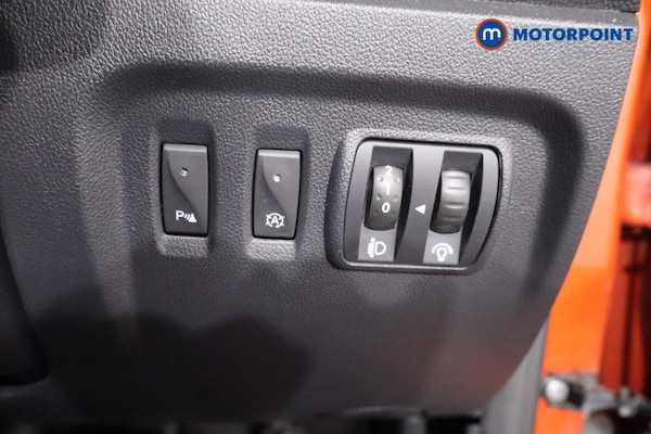 Used Renault Captur 2016 for sale - 76162416: Photo 23