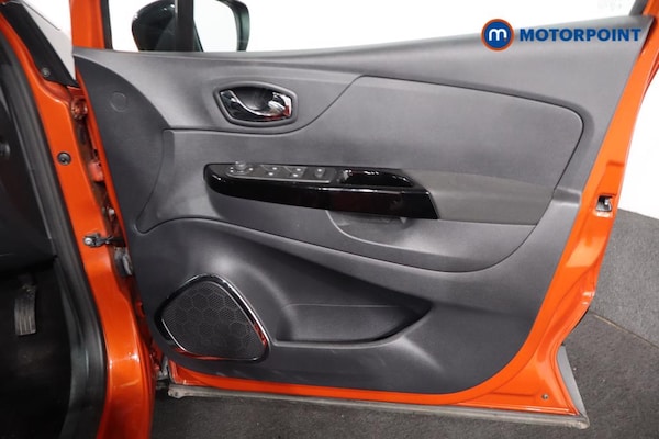 Used Renault Captur 2016 for sale - 76162416: Photo 25