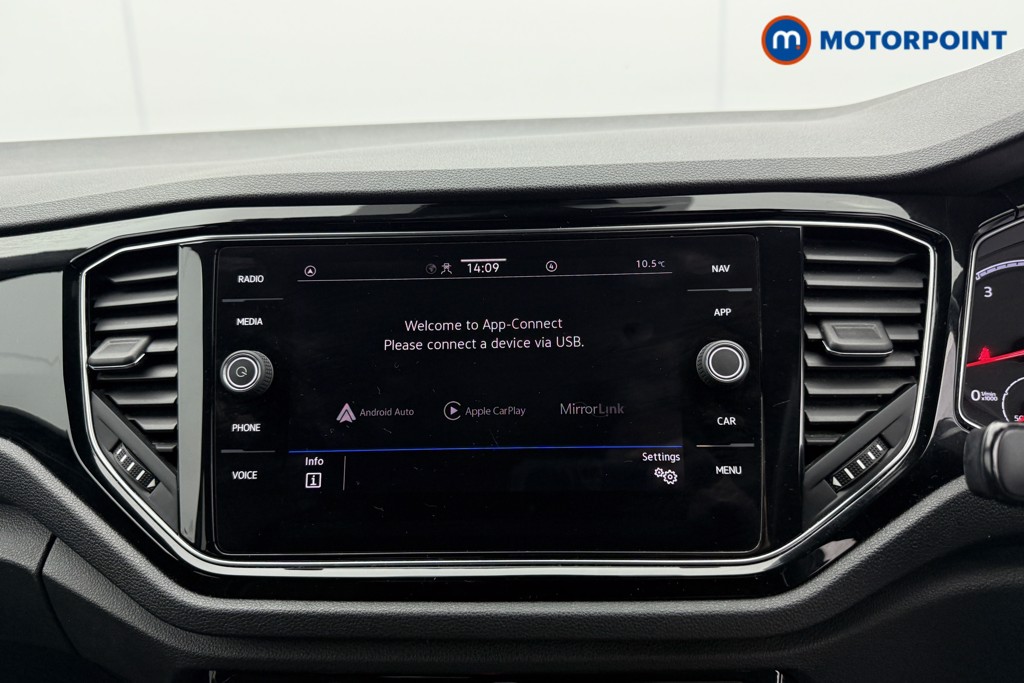 Used Volkswagen T-Roc 2022 for sale - 77446536: Photo 18