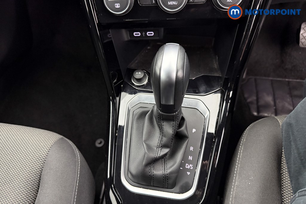 Used Volkswagen T-Roc 2022 for sale - 77446536: Photo 21