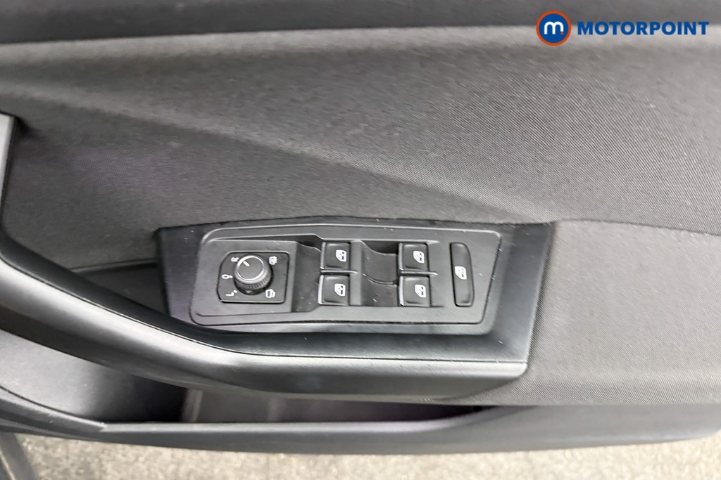 Used Volkswagen T-Roc 2022 for sale - 77446536: Photo 25