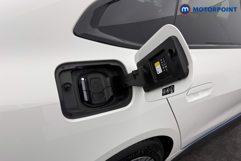 Used BMW i4 2023 for sale - 77241391: Photo 44