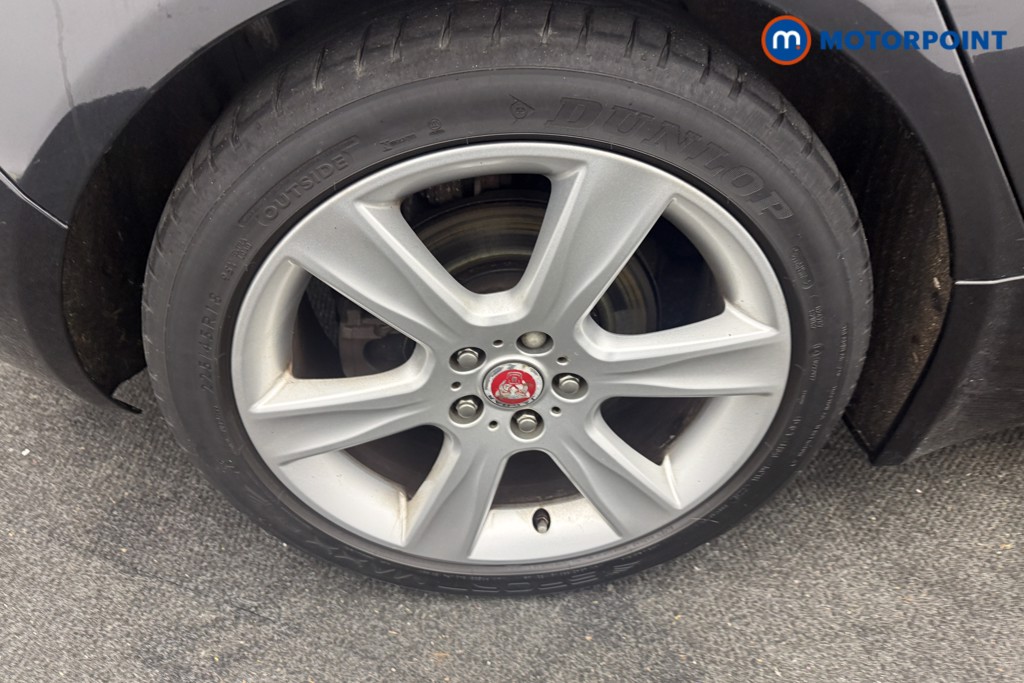 Used Jaguar XE 2016 for sale - 77661396: Photo 15