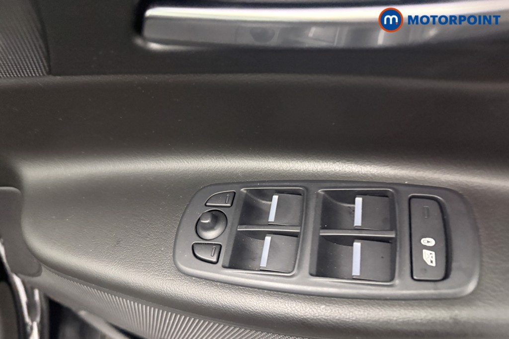 Used Jaguar XE 2016 for sale - 77661396: Photo 19