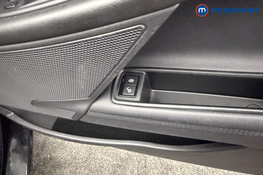 Used Jaguar XE 2016 for sale - 77661396: Photo 20