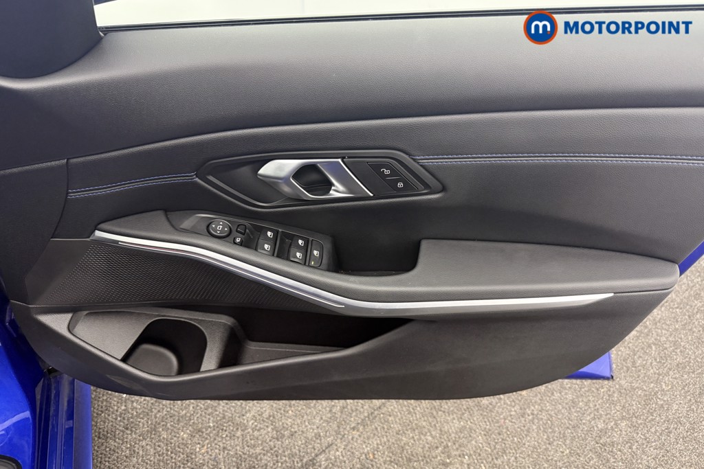 Used BMW 3 Series 2024 for sale - 77262335: Photo 10