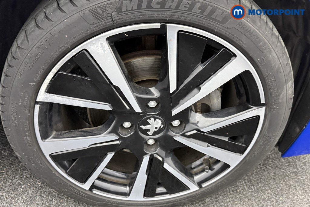 Used Peugeot 208 2020 for sale - 76933902: Photo 37