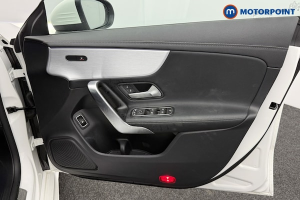 Used Mercedes-Benz CLA 2022 for sale - 76298164: Photo 25