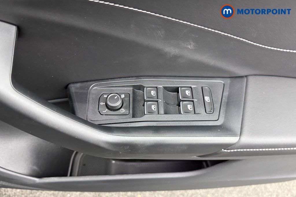 Used Volkswagen T-Roc 2025 for sale - 77297850: Photo 25