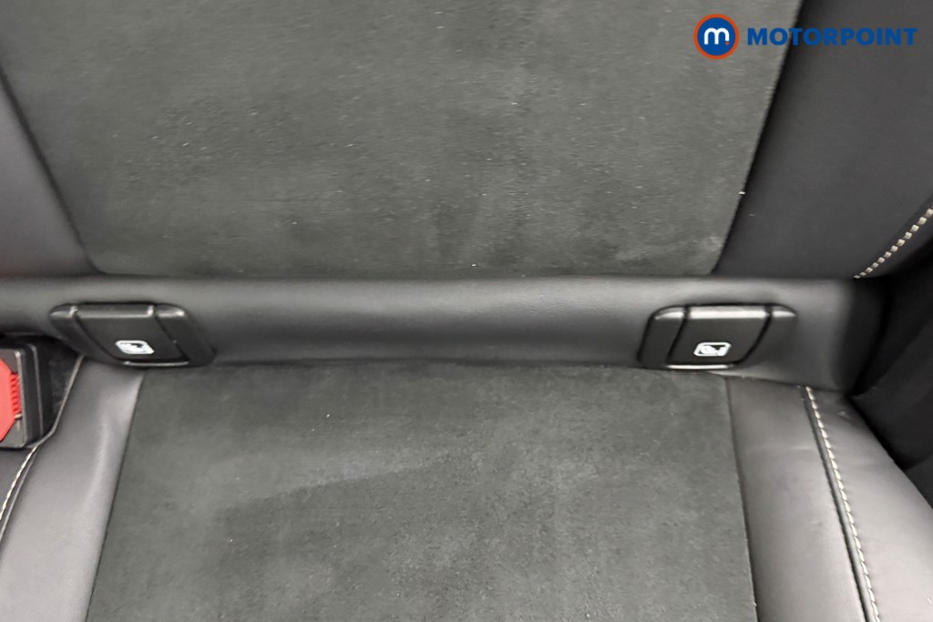 Used Volvo XC40 2021 for sale - 76141078: Photo 32