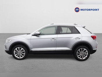 Used Volkswagen T-Roc 2023 for sale - 78468302: Photo