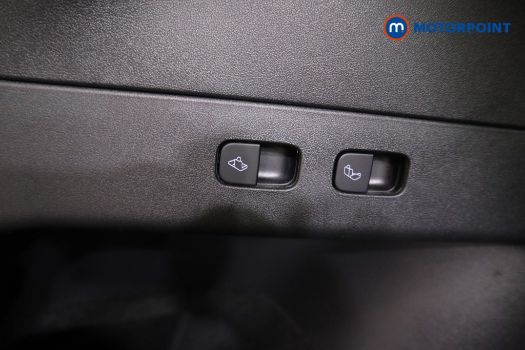 Used Tesla Model Y 2022 for sale - 77989329: Photo 35