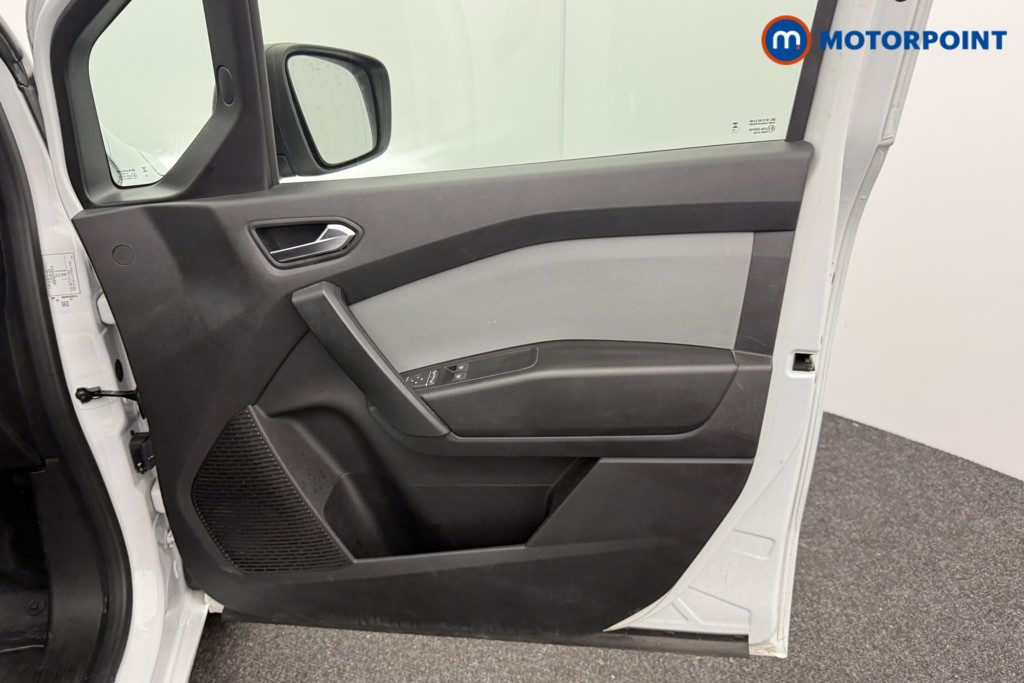 Used Nissan Other 2023 for sale - 76789468: Photo 21