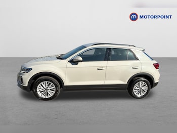 Used Volkswagen T-Roc 2024 for sale - 78730455: Photo