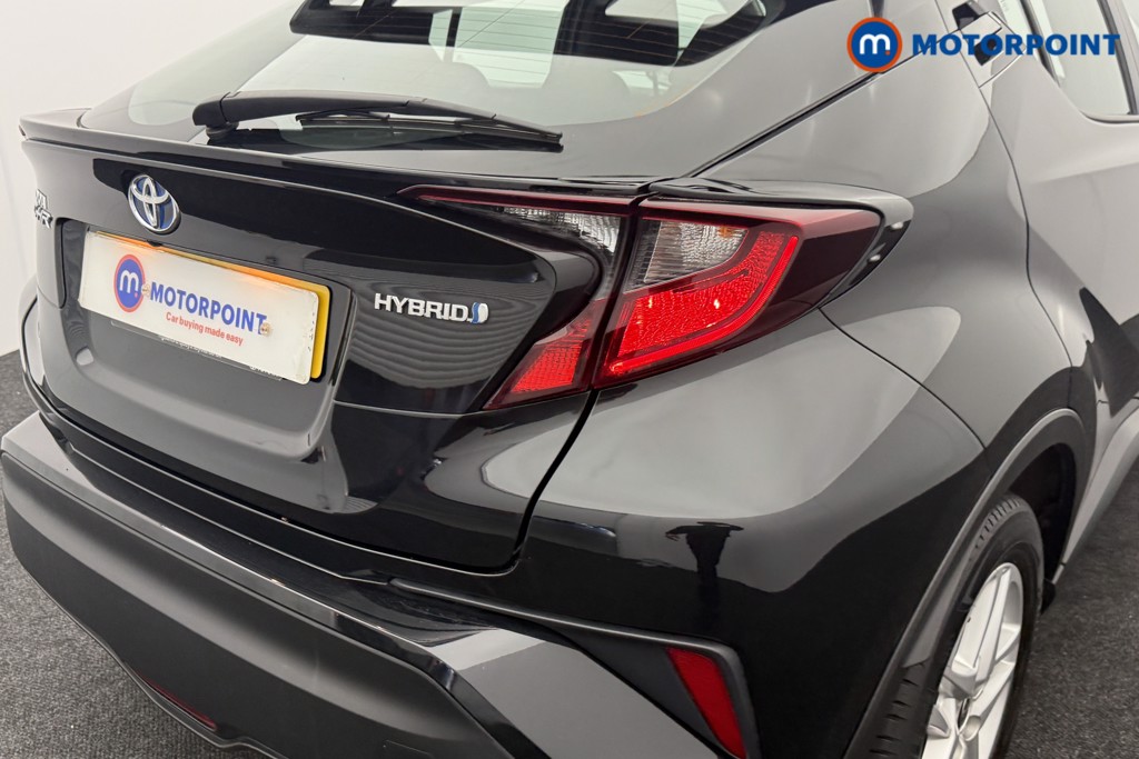 Used Toyota C-HR 2021 for sale - 76191735: Photo 30