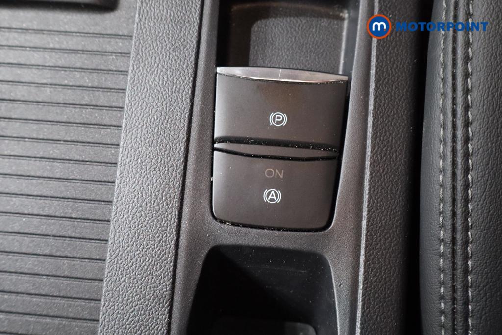 Used Ford Focus 2023 for sale - 76402784: Photo 25