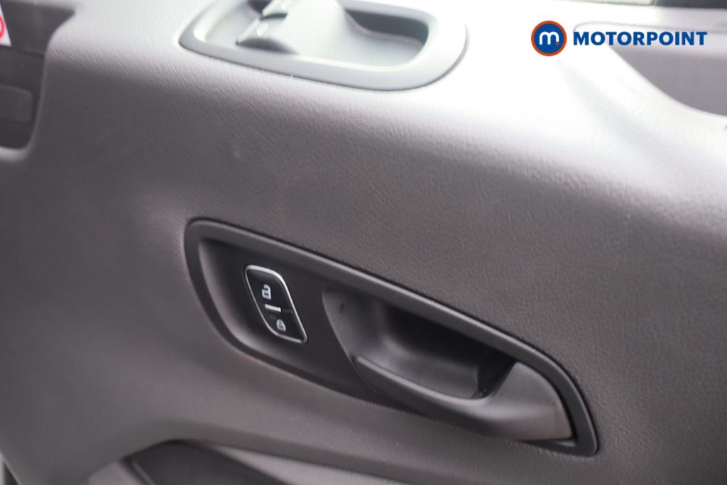 Used Ford Transit 2024 for sale - 77966112: Photo 21