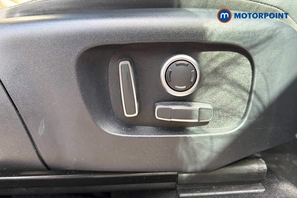 Used Land Rover Discovery Sport 2021 for sale - 78067773: Photo 28