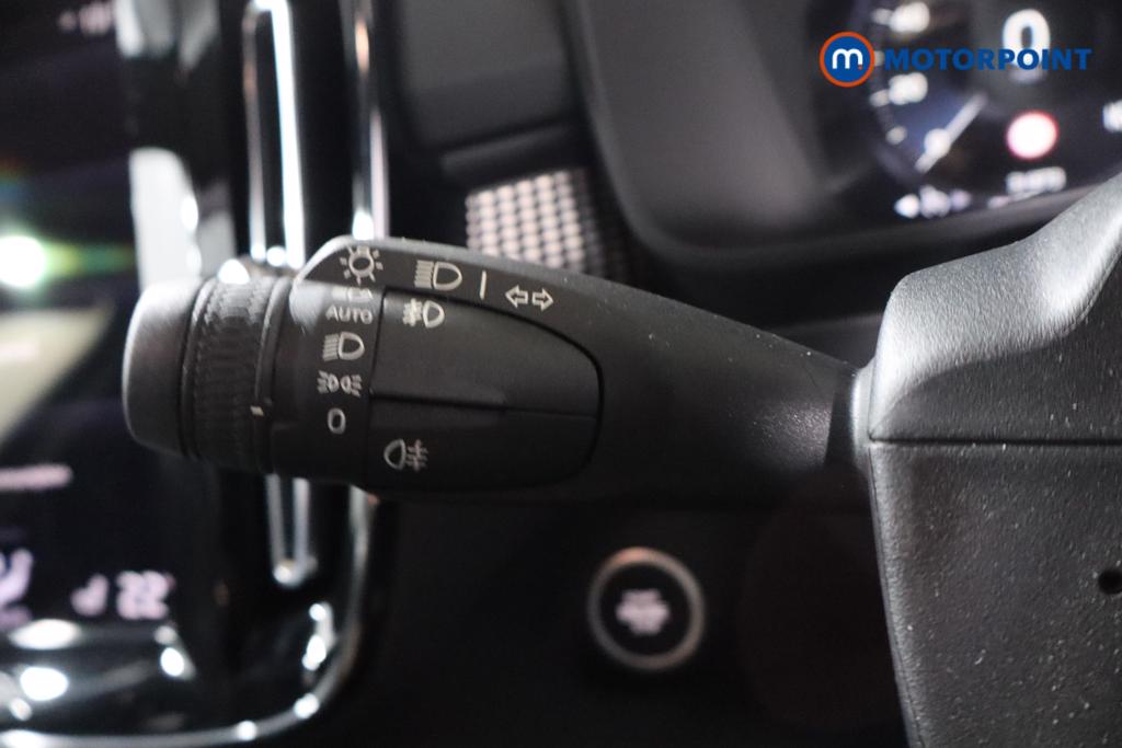 Used Volvo XC40 2021 for sale - 77248844: Photo 16