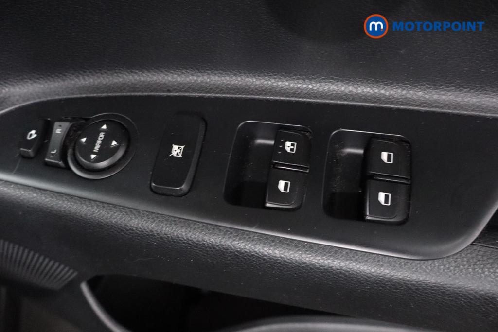 Used Kia Stonic 2020 for sale - 77756775: Photo 17