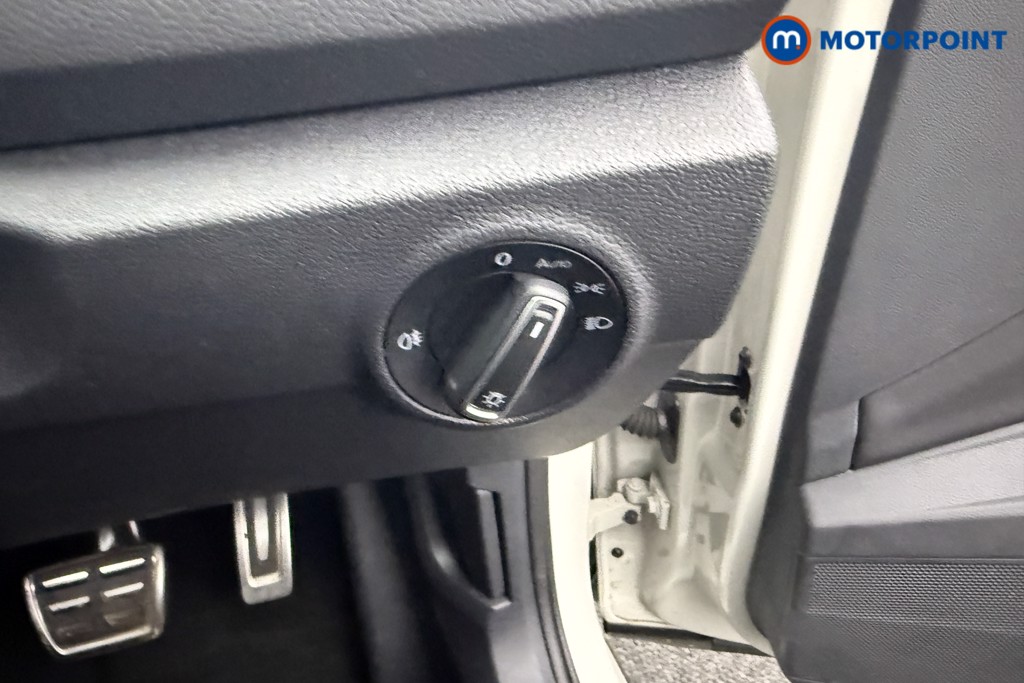 Used Volkswagen T-Roc 2023 for sale - 76636862: Photo 22