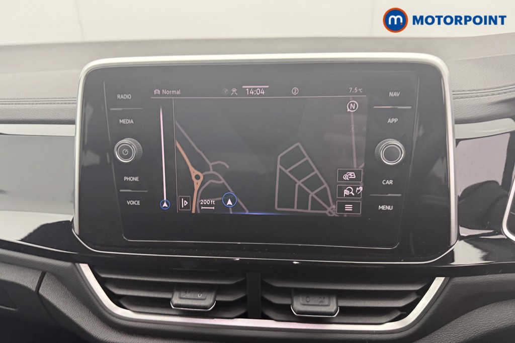 Used Volkswagen T-Roc 2023 for sale - 76636862: Photo 30