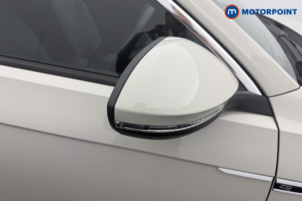 Used Volkswagen T-Roc 2023 for sale - 76636862: Photo 34