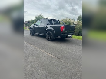 Used Nissan Navara 2018 for sale - 79105163: Photo