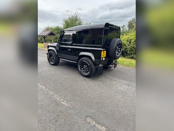 Used Land Rover Defender 90 1987 for sale - 79637786: Photo