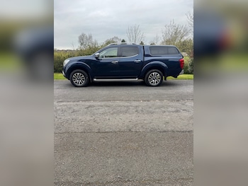 Used Nissan Navara 2017 for sale - 78239793: Photo