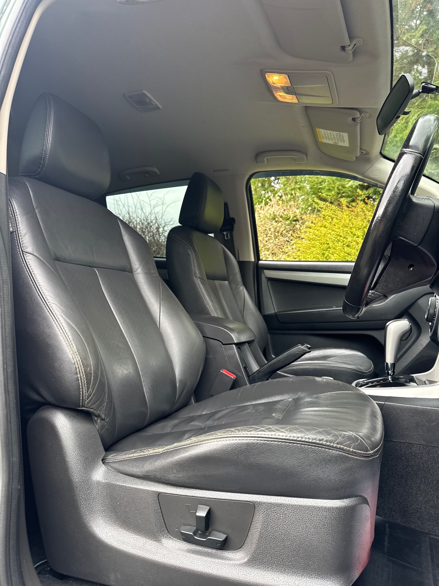 Used Isuzu D-Max 2015 for sale - 78094775: Photo 10