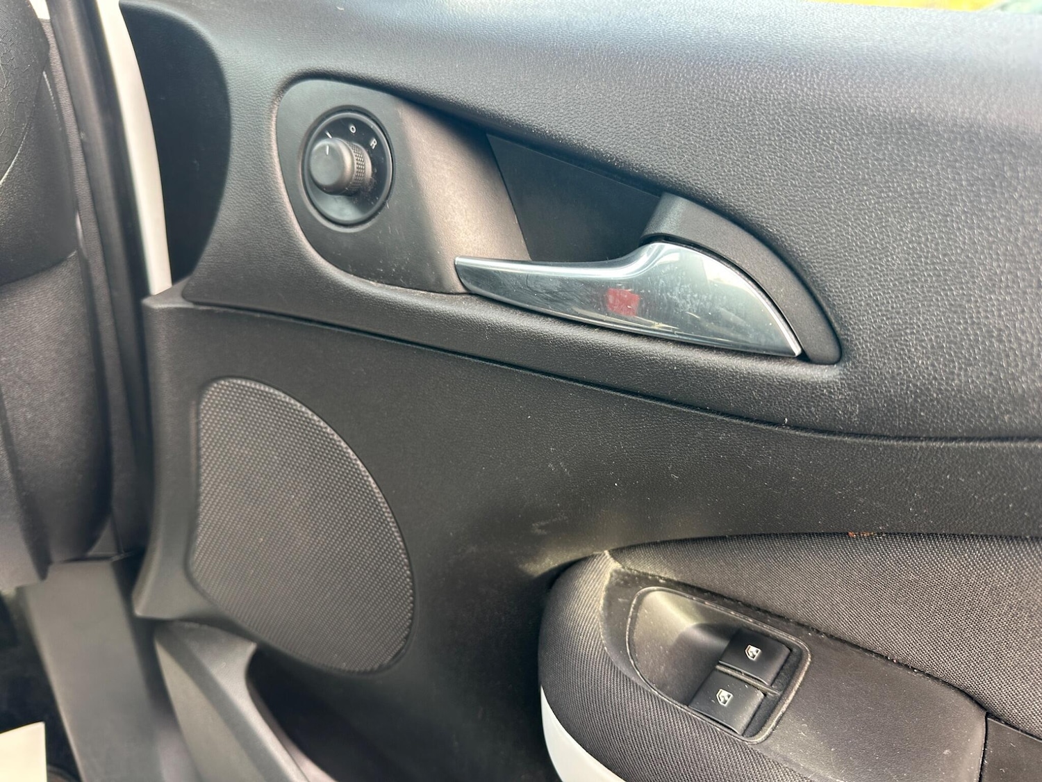 Used Vauxhall ADAM 2014 for sale - 76473258: Photo 44